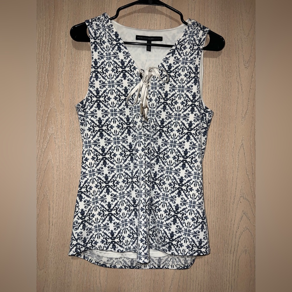Women’s WHBM Sleeveless Blouse size Small NWT
